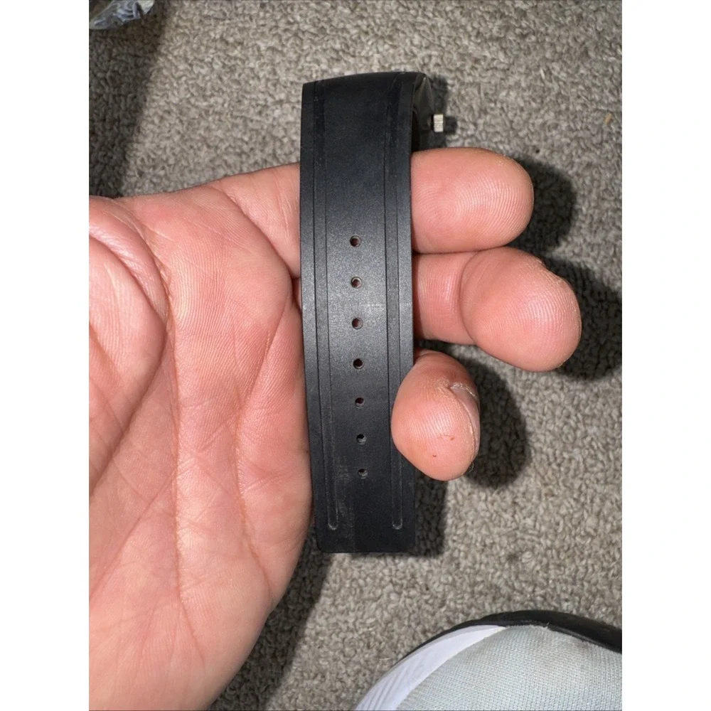 Skagen Denmark Men 390LTRM Titanium Case Silicon Band Hardened Quartz Watch‎
